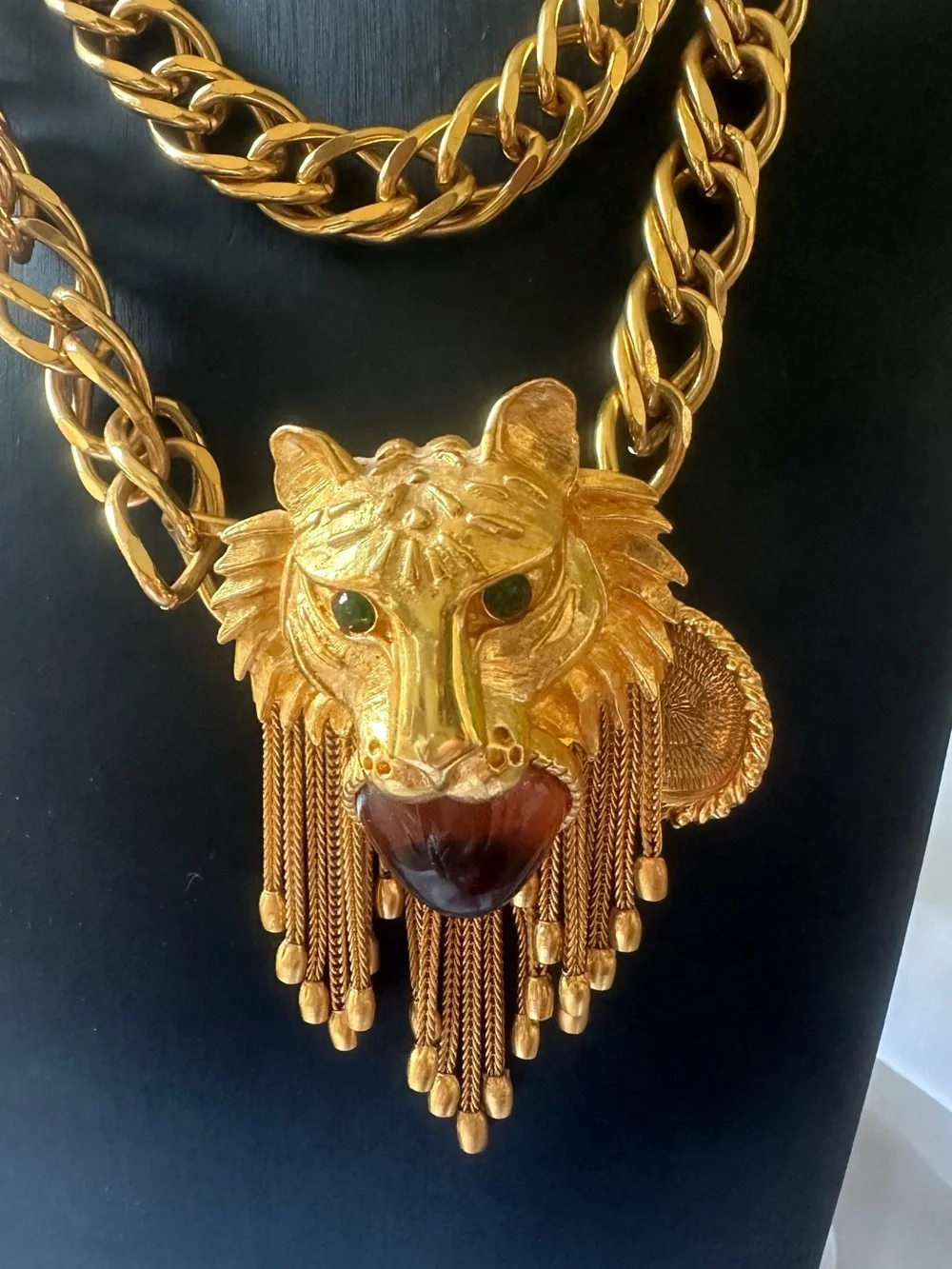Vintage Pauline Rader Gold Lion Head Statement Belt